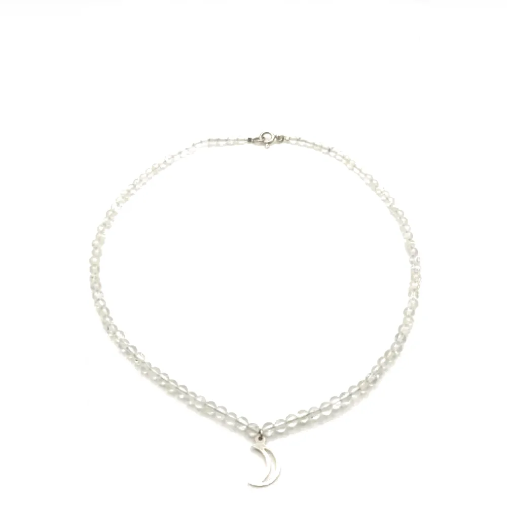 Colier cristal de stâncă cu semilună argintie 3 Colier cristal de stâncă cu lună – detaliu