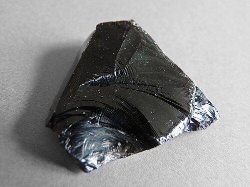 Ghidul cristalelor 24 Obsidian – cristal natural